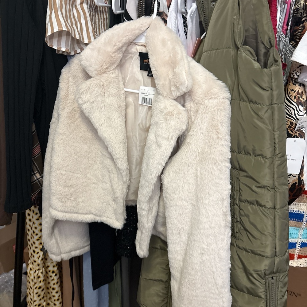 Ambiance Cream Teddy Jacket - Picture 3 of 3
